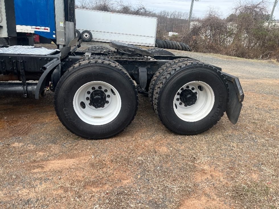 Day Cab Tractor-Heavy Duty Tractors-Freightliner-2018-Cascadia 11364ST-Manassas-VA-614,245\n\t\tmiles-$ 24,250 - Image 18