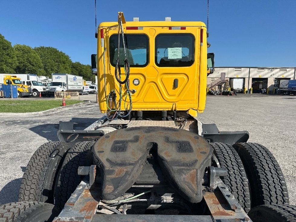 Day Cab Tractor-Heavy Duty Tractors-Freightliner-2018-Cascadia 11364ST-Medley-FL-425,730\n\t\tmiles-$ 31,750 - Image 6