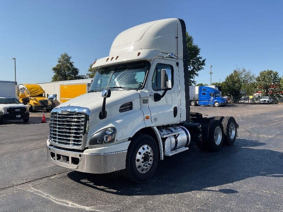 Day Cab Tractor-Heavy Duty Tractors-Freightliner-2018-Cascadia 11364ST-Memphis-TN-585,485\n\t\tmiles-$ 30,750 - Image 3