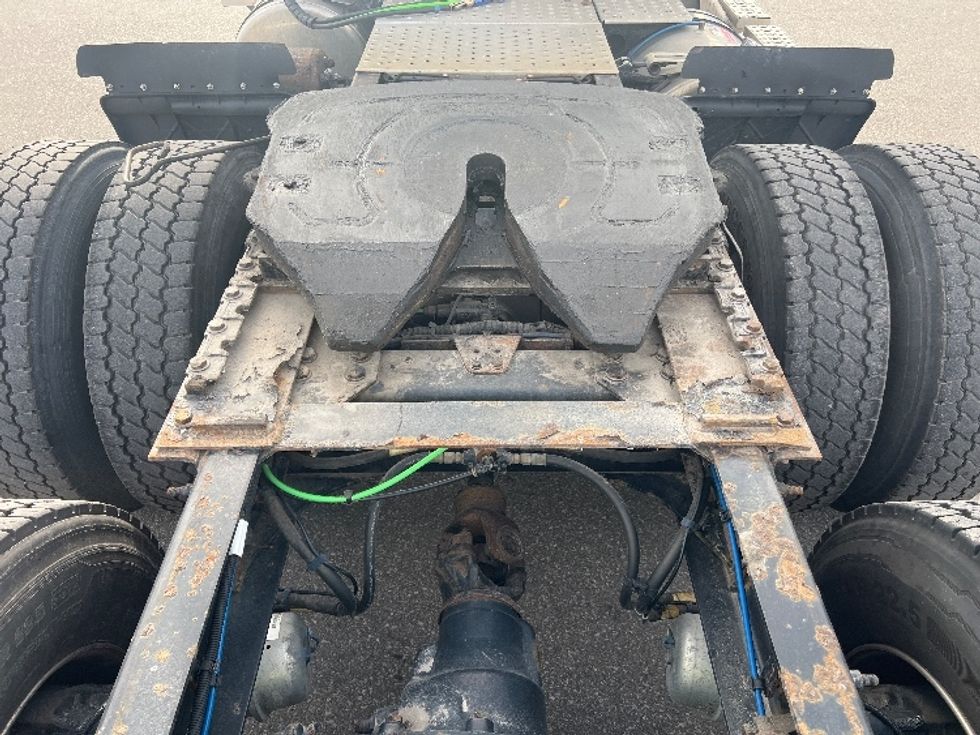 Day Cab Tractor-Heavy Duty Tractors-Freightliner-2018-Cascadia 11364ST-Mississauga-ON-168,701\n\t\tkm-$ 52,750 - Image 6