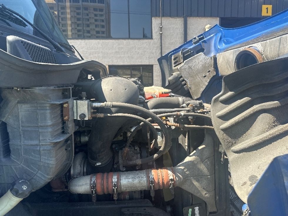 Day Cab Tractor-Heavy Duty Tractors-Freightliner-2018-Cascadia 11364ST-North Bergen-NJ-176,079\n\t\tmiles-$ 47,750 - Image 16