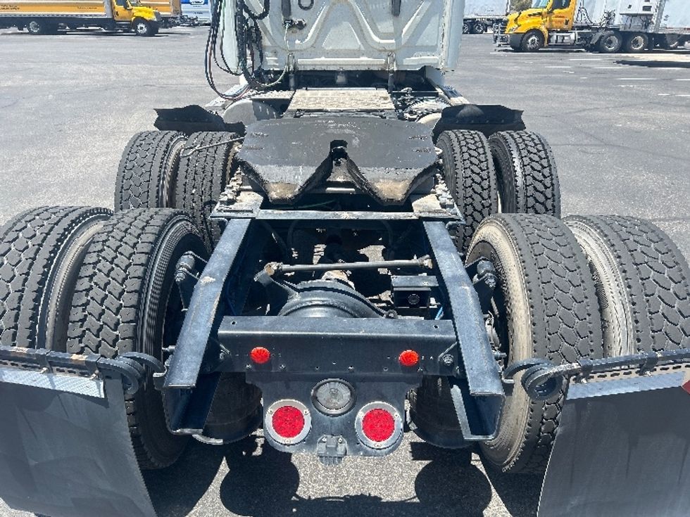 Day Cab Tractor-Heavy Duty Tractors-Freightliner-2018-Cascadia 11364ST-Phoenix-AZ-388,251\n\t\tmiles-$ 31,500 - Image 6