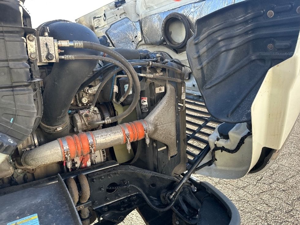 Day Cab Tractor-Heavy Duty Tractors-Freightliner-2018-Cascadia 11364ST-Portland-OR-179,684\n\t\tmiles-$ 48,250 - Image 15