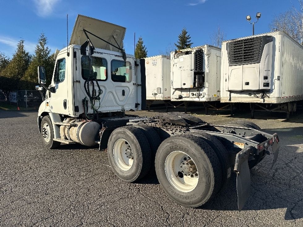 Day Cab Tractor-Heavy Duty Tractors-Freightliner-2018-Cascadia 11364ST-Portland-OR-179,684\n\t\tmiles-$ 48,250 - Image 5