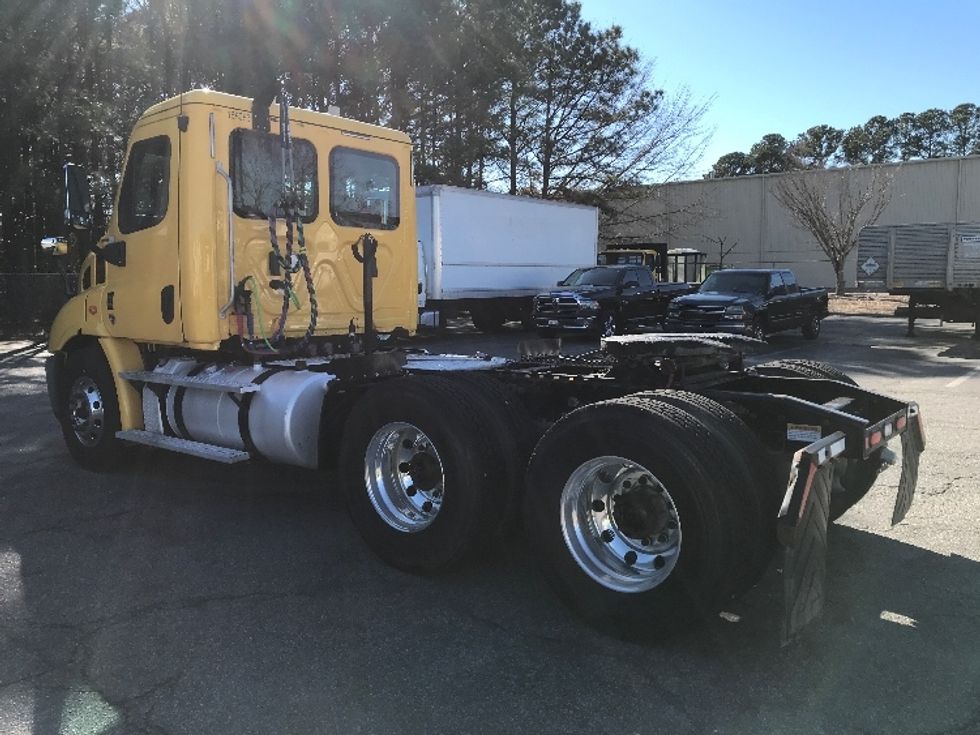 Day Cab Tractor-Heavy Duty Tractors-Freightliner-2018-Cascadia 11364ST-Prince George-VA-532,357\n\t\tmiles-$ 28,500 - Image 5