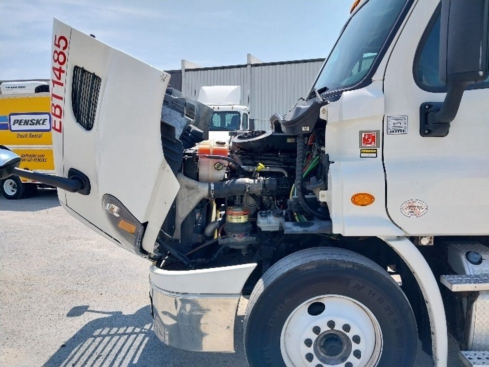 Day Cab Tractor-Heavy Duty Tractors-Freightliner-2018-Cascadia 11364ST-Saginaw-MI-431,031\n\t\tmiles-$ 40,000 - Image 16