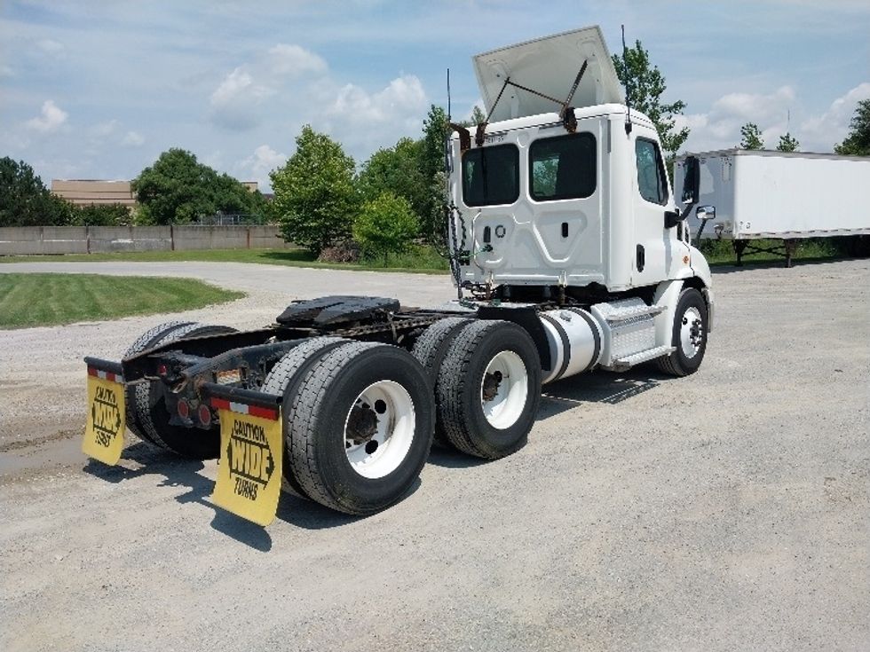 Day Cab Tractor-Heavy Duty Tractors-Freightliner-2018-Cascadia 11364ST-Saginaw-MI-431,031\n\t\tmiles-$ 40,000 - Image 7