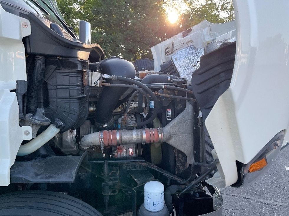 Day Cab Tractor-Heavy Duty Tractors-Freightliner-2018-Cascadia 11364ST-Saginaw-MI-444,037\n\t\tmiles-$ 41,250 - Image 15