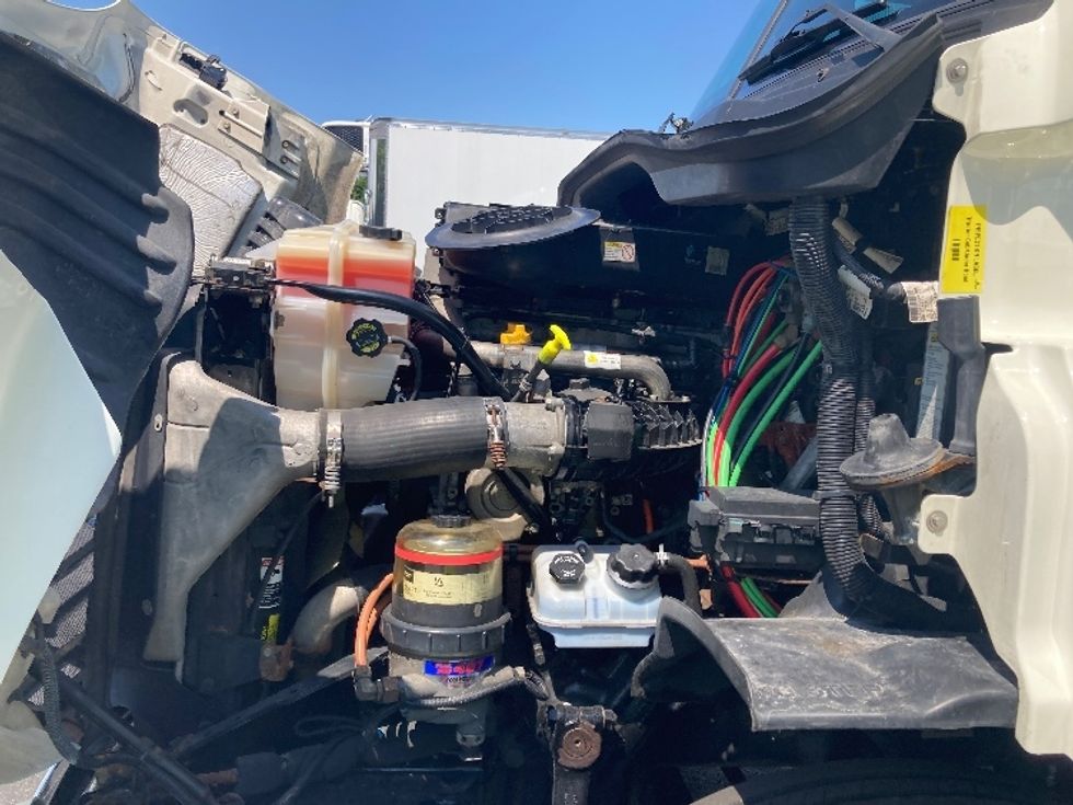 Day Cab Tractor-Heavy Duty Tractors-Freightliner-2018-Cascadia 11364ST-Saginaw-MI-473,887\n\t\tmiles-$ 40,000 - Image 16