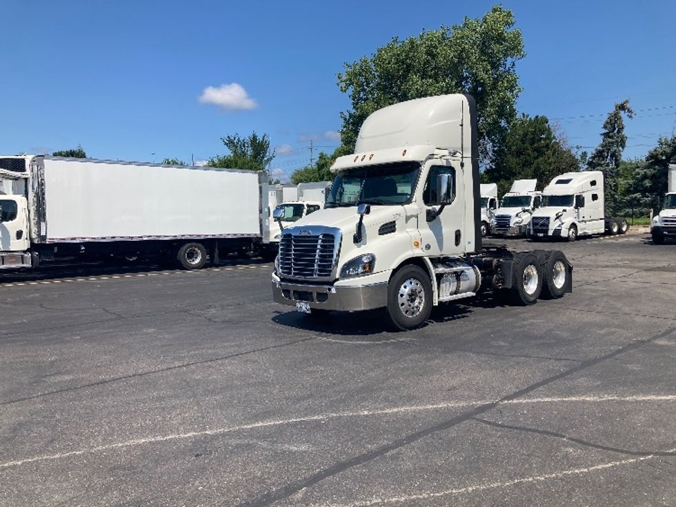 Day Cab Tractor-Heavy Duty Tractors-Freightliner-2018-Cascadia 11364ST-Saginaw-MI-473,887\n\t\tmiles-$ 40,000 - Image 3