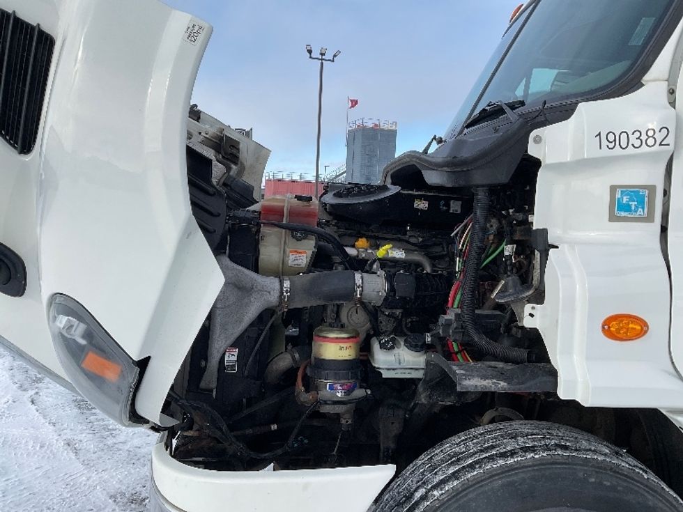 Day Cab Tractor-Heavy Duty Tractors-Freightliner-2018-Cascadia 11364ST-Saint Laurent-PQ-346,251\n\t\tkm-$ 52,750 - Image 16