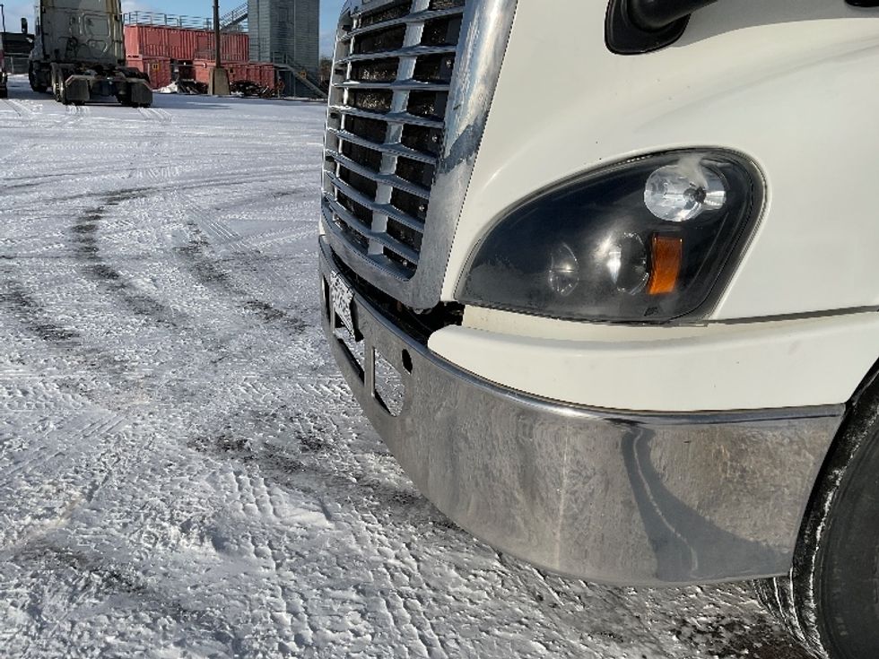 Day Cab Tractor-Heavy Duty Tractors-Freightliner-2018-Cascadia 11364ST-Saint Laurent-PQ-346,251\n\t\tkm-$ 52,750 - Image 21