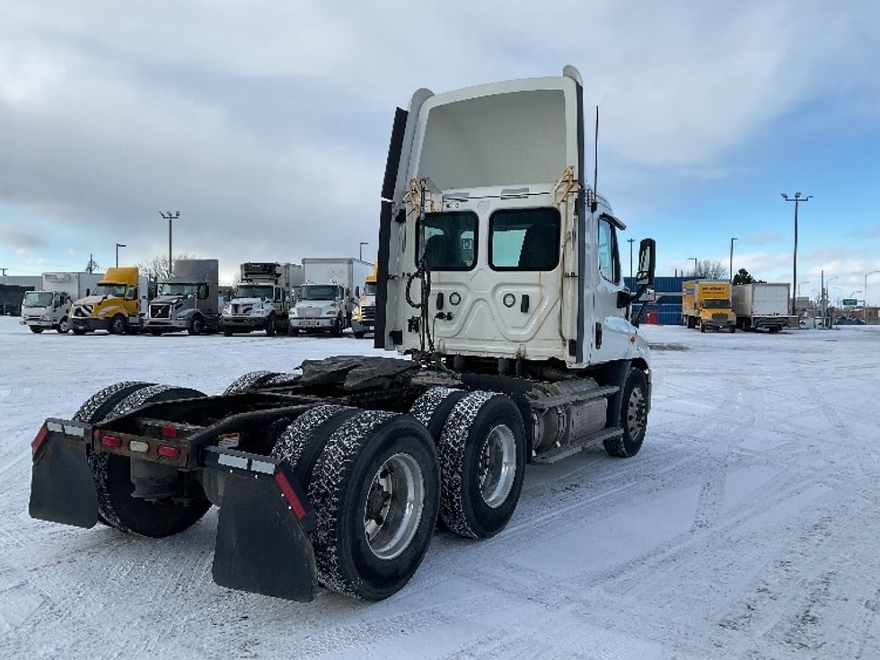 Day Cab Tractor-Heavy Duty Tractors-Freightliner-2018-Cascadia 11364ST-Saint Laurent-PQ-346,251\n\t\tkm-$ 52,750 - Image 7