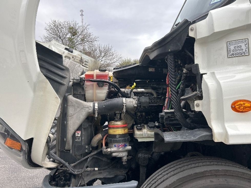 Day Cab Tractor-Heavy Duty Tractors-Freightliner-2018-Cascadia 11364ST-San Antonio-TX-157,118\n\t\tmiles-$ 43,500 - Image 16