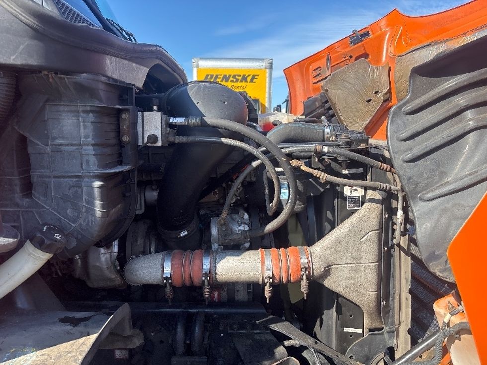 Day Cab Tractor-Heavy Duty Tractors-Freightliner-2018-Cascadia 11364ST-South Plainfield-NJ-191,182\n\t\tmiles-$ 34,000 - Image 15