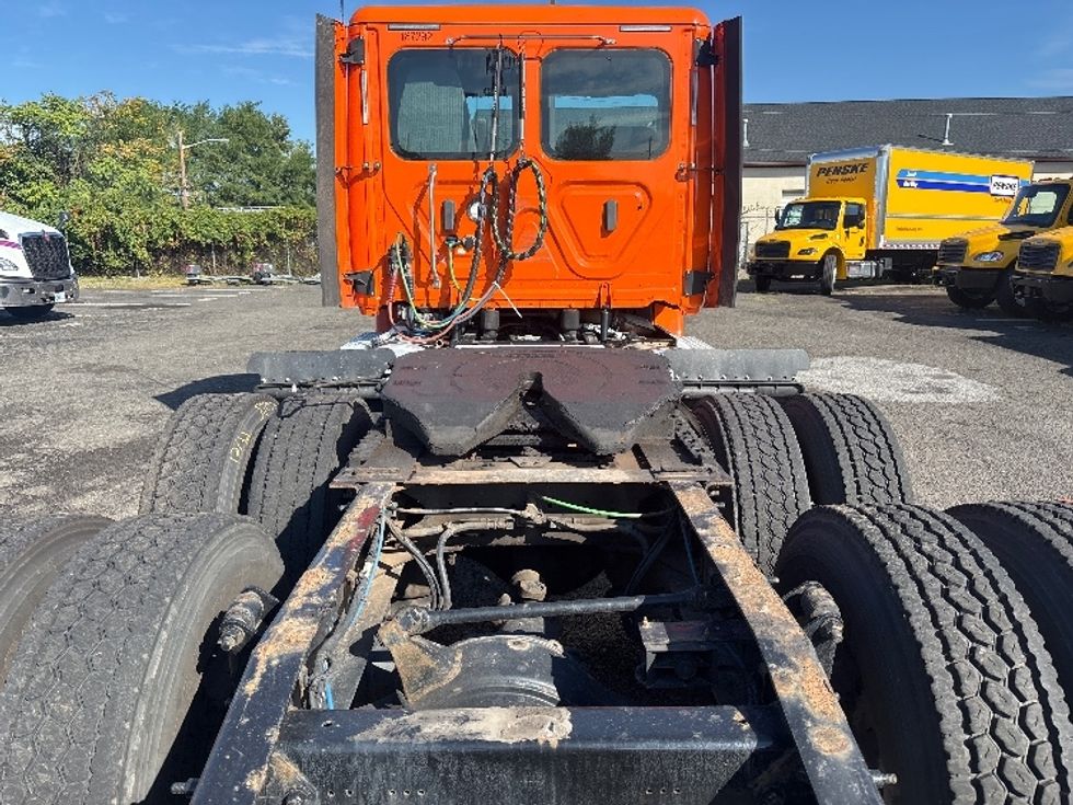 Day Cab Tractor-Heavy Duty Tractors-Freightliner-2018-Cascadia 11364ST-South Plainfield-NJ-226,017\n\t\tmiles-$ 34,000 - Image 6