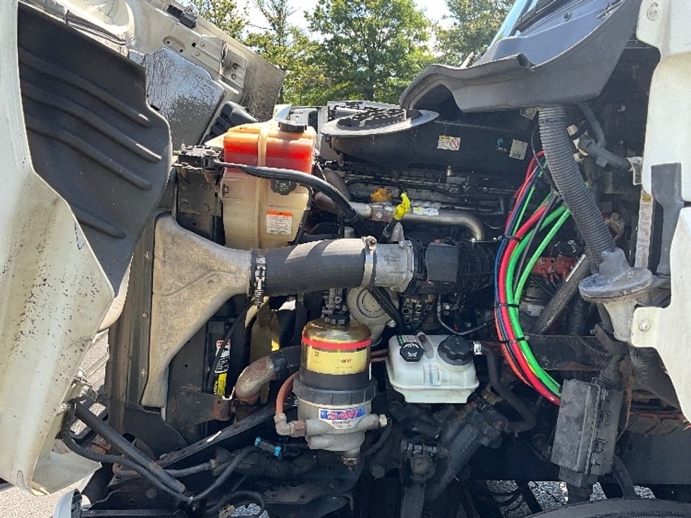 Day Cab Tractor-Heavy Duty Tractors-Freightliner-2018-Cascadia 11364ST-Sterling-VA-327,958\n\t\tmiles-$ 43,750 - Image 16