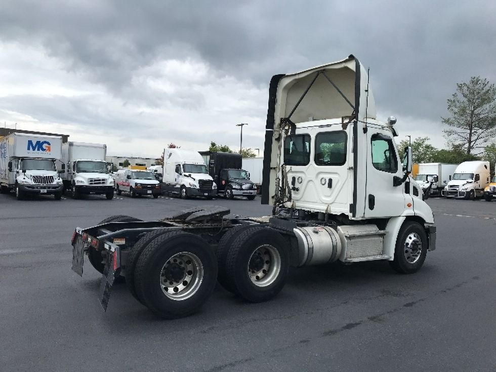 Day Cab Tractor-Heavy Duty Tractors-Freightliner-2018-Cascadia 11364ST-Sterling-VA-430,310\n\t\tmiles-$ 38,250 - Image 7