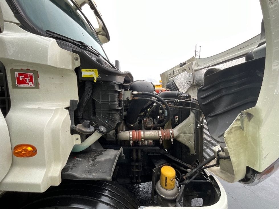 Day Cab Tractor-Heavy Duty Tractors-Freightliner-2018-Cascadia 11364ST-Sterling-VA-447,700\n\t\tmiles-$ 37,500 - Image 15