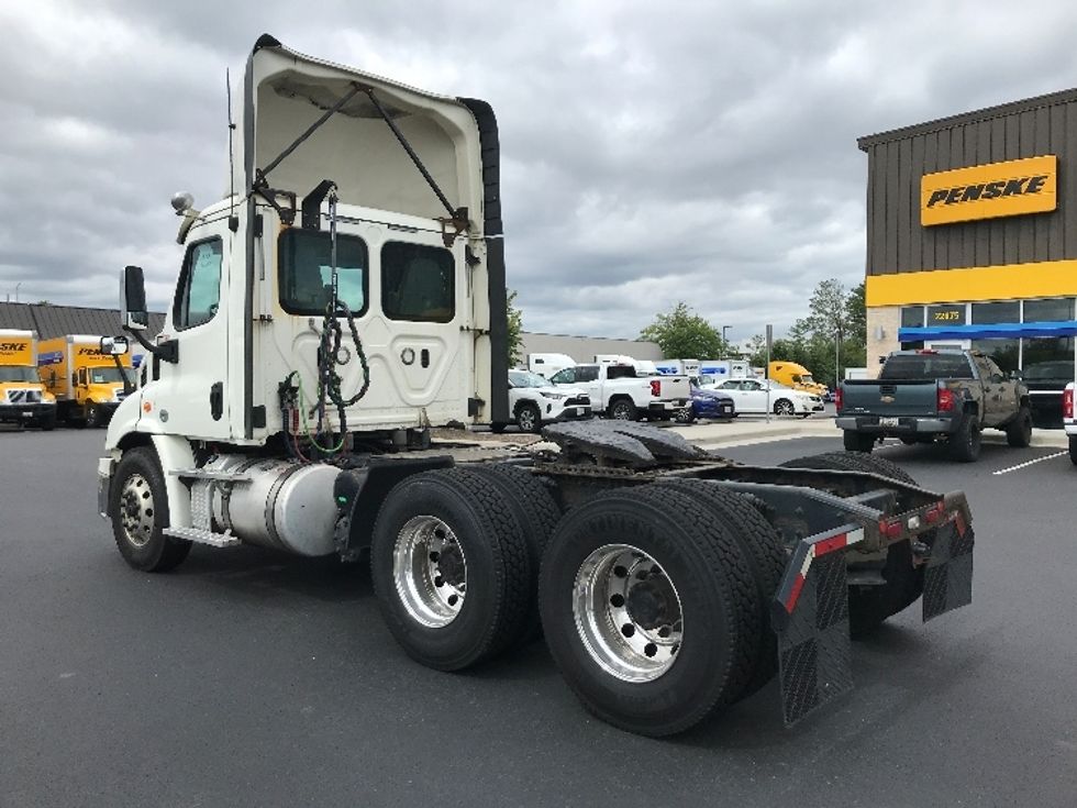 Day Cab Tractor-Heavy Duty Tractors-Freightliner-2018-Cascadia 11364ST-Sterling-VA-454,641\n\t\tmiles-$ 24,500 - Image 5