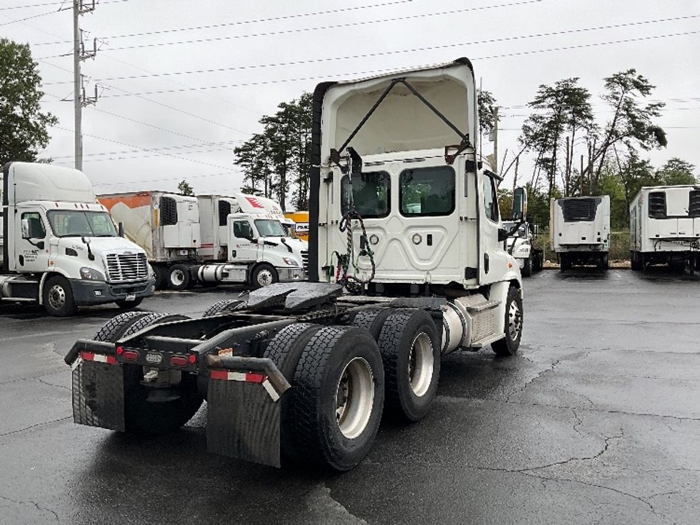 Day Cab Tractor-Heavy Duty Tractors-Freightliner-2018-Cascadia 11364ST-Sterling-VA-459,998\n\t\tmiles-$ 36,750 - Image 7