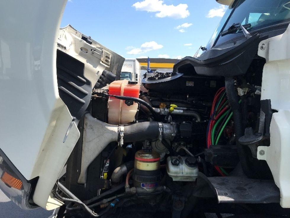 Day Cab Tractor-Heavy Duty Tractors-Freightliner-2018-Cascadia 11364ST-Sterling-VA-487,641\n\t\tmiles-$ 35,250 - Image 16