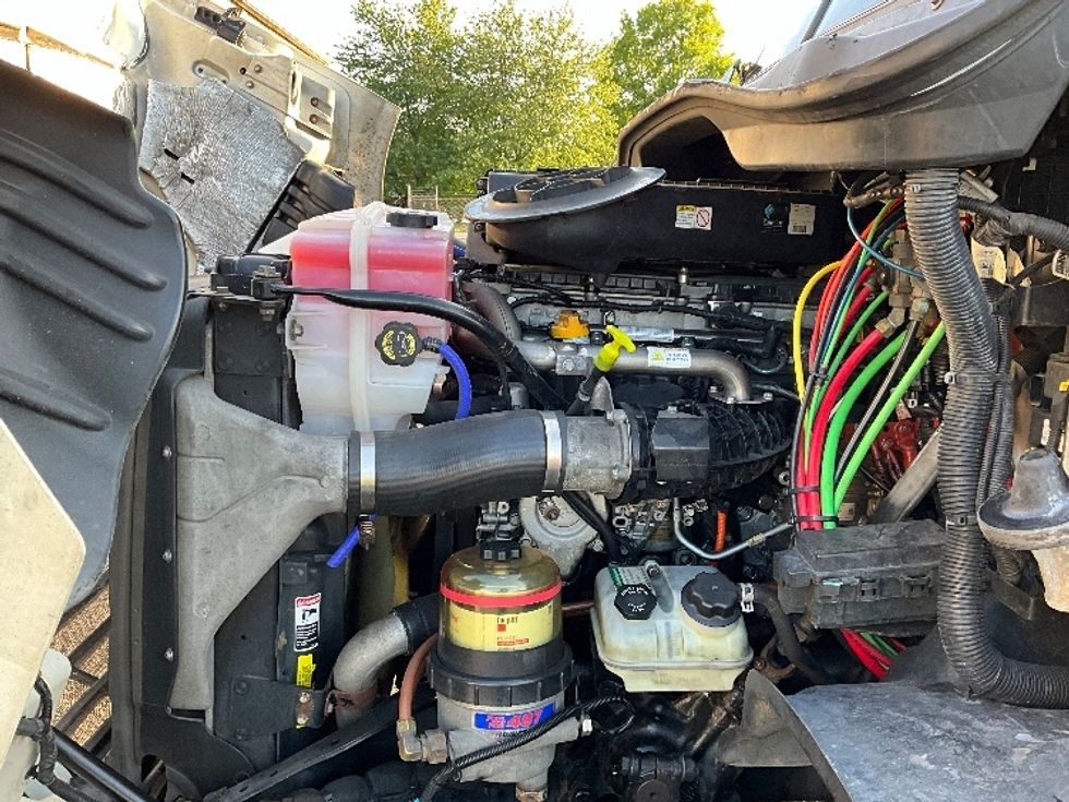 Day Cab Tractor-Heavy Duty Tractors-Freightliner-2018-Cascadia 11364ST-Sterling-VA-487,914\n\t\tmiles-$ 35,250 - Image 16