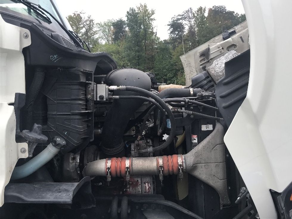 Day Cab Tractor-Heavy Duty Tractors-Freightliner-2018-Cascadia 11364ST-Sterling-VA-574,193\n\t\tmiles-$ 28,500 - Image 15