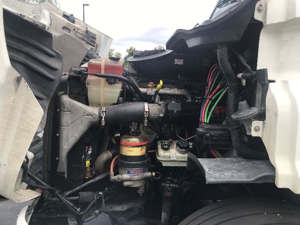 Day Cab Tractor-Heavy Duty Tractors-Freightliner-2018-Cascadia 11364ST-Sterling-VA-574,193\n\t\tmiles-$ 28,500 - Image 16