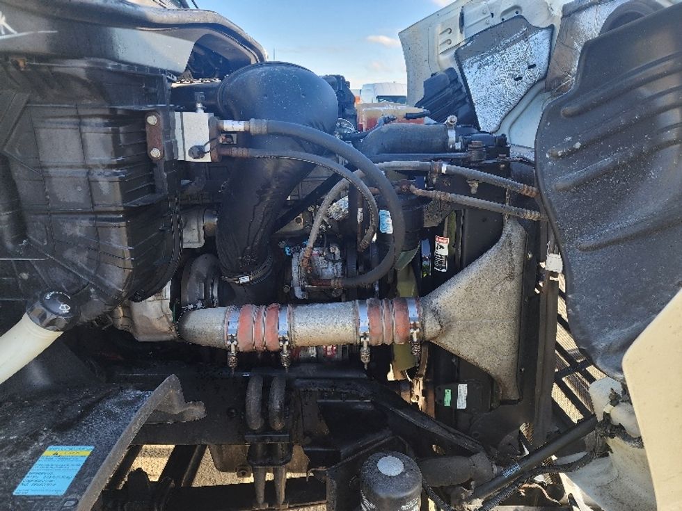 Day Cab Tractor-Heavy Duty Tractors-Freightliner-2018-Cascadia 11364ST-Sturtevant-WI-540,312\n\t\tmiles-$ 30,000 - Image 15