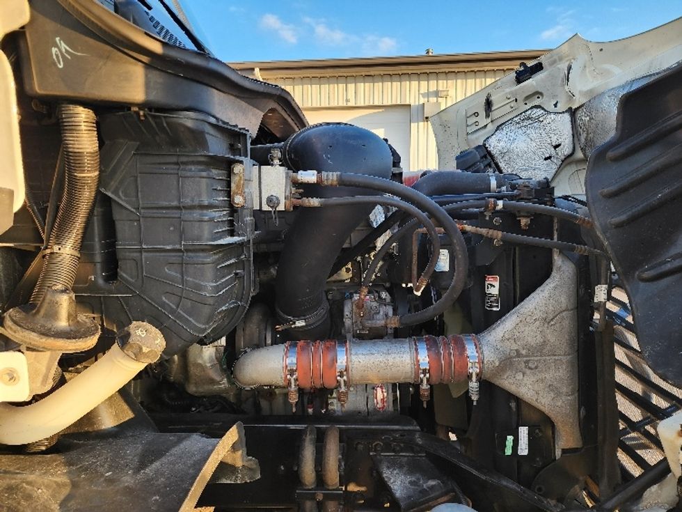 Day Cab Tractor-Heavy Duty Tractors-Freightliner-2018-Cascadia 11364ST-Sturtevant-WI-574,875\n\t\tmiles-$ 27,250 - Image 15