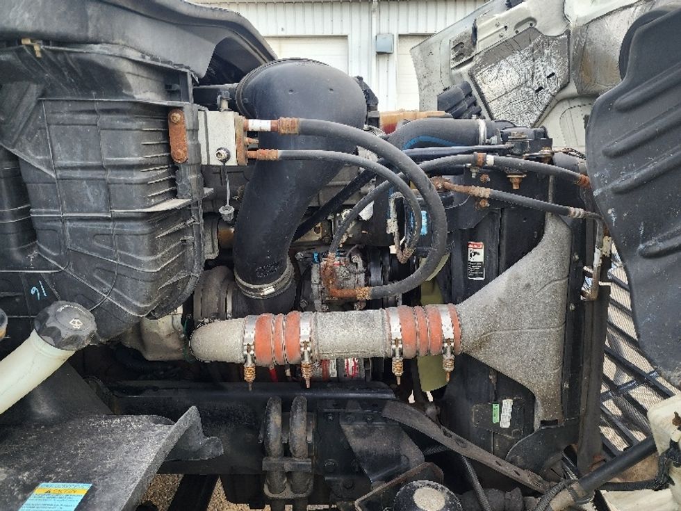 Day Cab Tractor-Heavy Duty Tractors-Freightliner-2018-Cascadia 11364ST-Sturtevant-WI-591,733\n\t\tmiles-$ 25,750 - Image 14