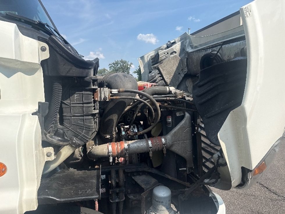 Day Cab Tractor-Heavy Duty Tractors-Freightliner-2018-Cascadia 11364ST-Ypsilanti-MI-515,617\n\t\tmiles-$ 29,500 - Image 15