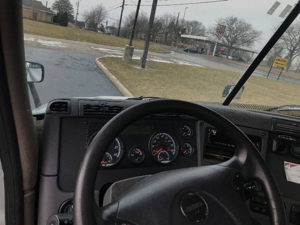 Day Cab Tractor-Heavy Duty Tractors-Freightliner-2018-Cascadia 12542ST-Allentown-PA-268,170\n\t\tmiles-$ 36,500 - Image 11