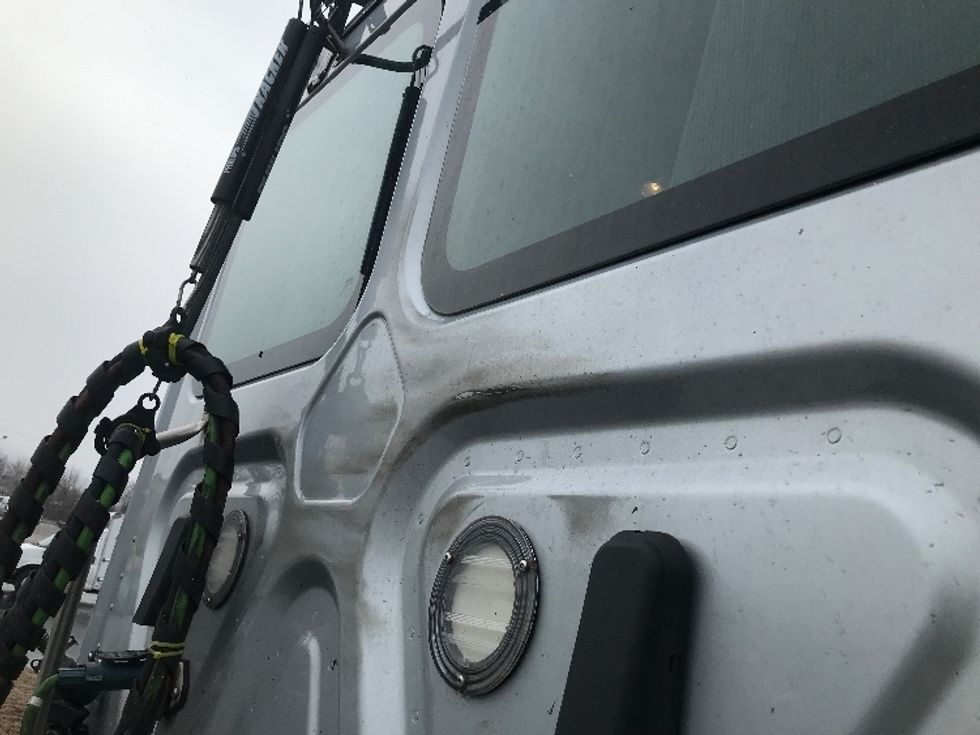 Day Cab Tractor-Heavy Duty Tractors-Freightliner-2018-Cascadia 12542ST-Allentown-PA-268,170\n\t\tmiles-$ 36,500 - Image 19