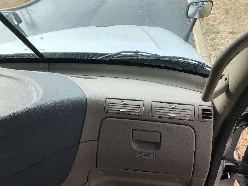 Day Cab Tractor-Heavy Duty Tractors-Freightliner-2018-Cascadia 12542ST-Allentown-PA-332,177\n\t\tmiles-$ 33,750 - Image 13