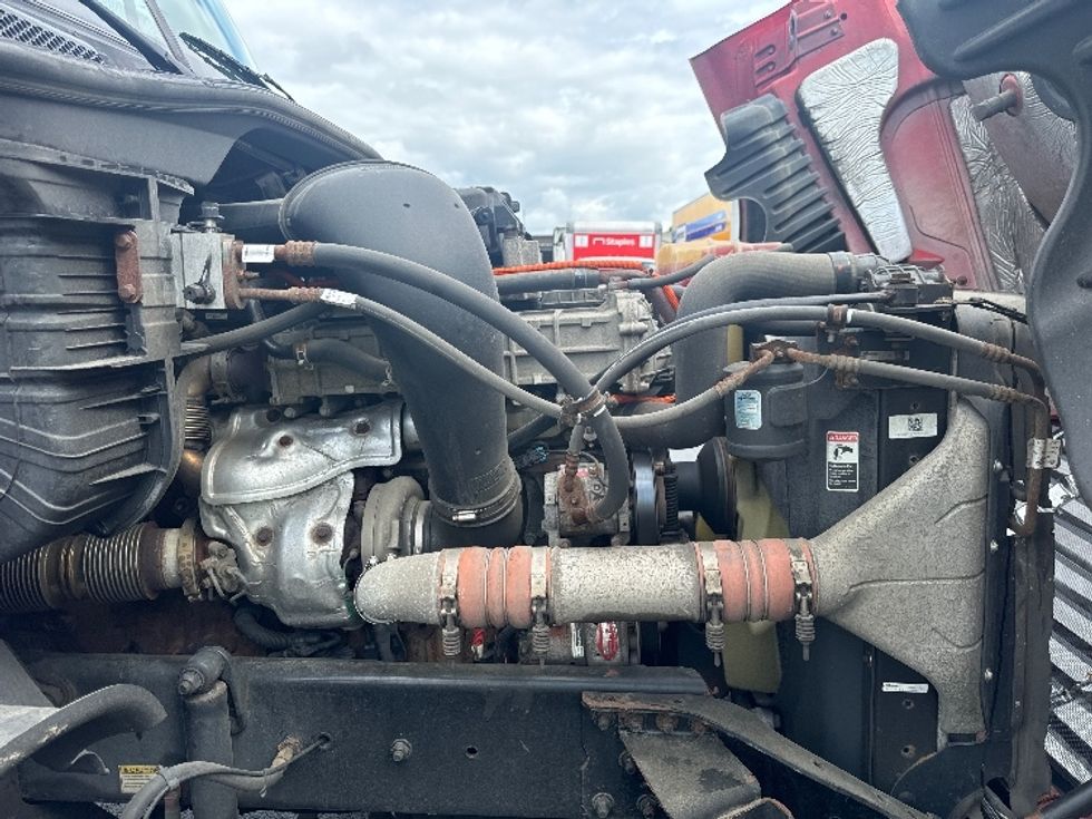 Day Cab Tractor-Heavy Duty Tractors-Freightliner-2018-Cascadia 12542ST-Cranbury-NJ-353,071\n\t\tmiles-$ 36,250 - Image 15