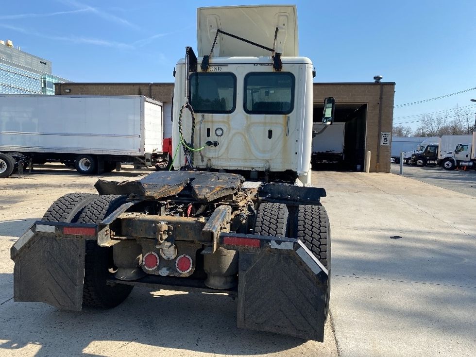 Day Cab Tractor-Heavy Duty Tractors-Freightliner-2018-Cascadia 12542ST-Fitchburg-MA-328,181\n\t\tmiles-$ 34,000 - Image 7