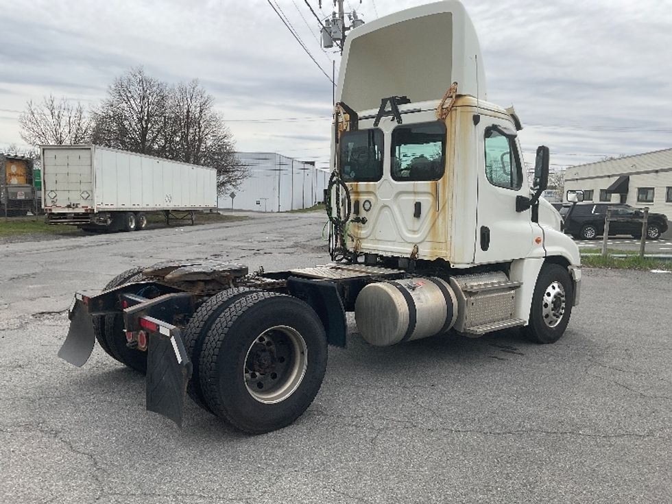Day Cab Tractor-Heavy Duty Tractors-Freightliner-2018-Cascadia 12542ST-Guilderland Center-NY-400,431\n\t\tmiles-$ 35,500 - Image 7