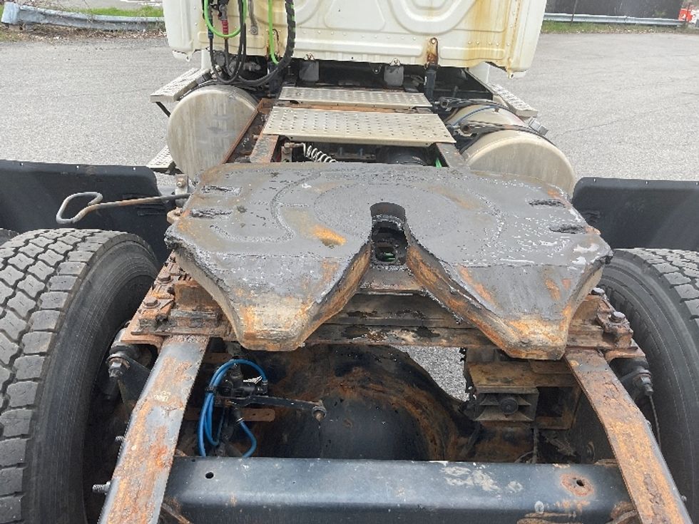 Day Cab Tractor-Heavy Duty Tractors-Freightliner-2018-Cascadia 12542ST-Guilderland Center-NY-400,431\n\t\tmiles-$ 35,500 - Image 6