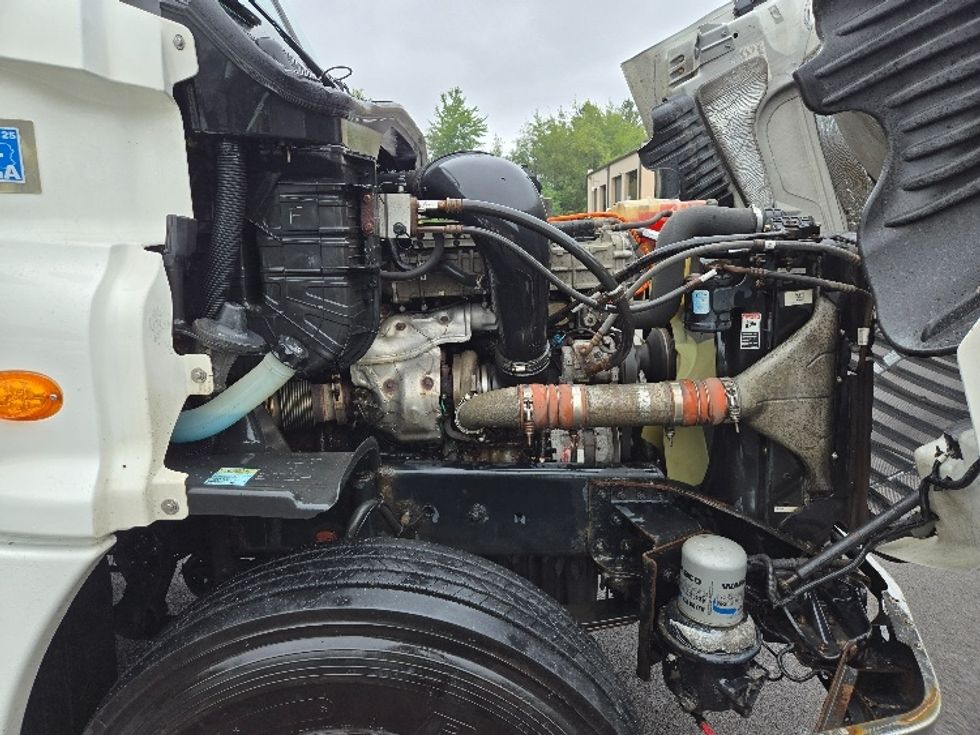 Day Cab Tractor-Heavy Duty Tractors-Freightliner-2018-Cascadia 12542ST-Hazleton-PA-467,043\n\t\tmiles-$ 24,750 - Image 15