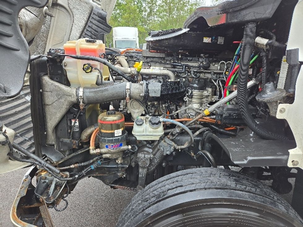 Day Cab Tractor-Heavy Duty Tractors-Freightliner-2018-Cascadia 12542ST-Hazleton-PA-467,043\n\t\tmiles-$ 24,750 - Image 16