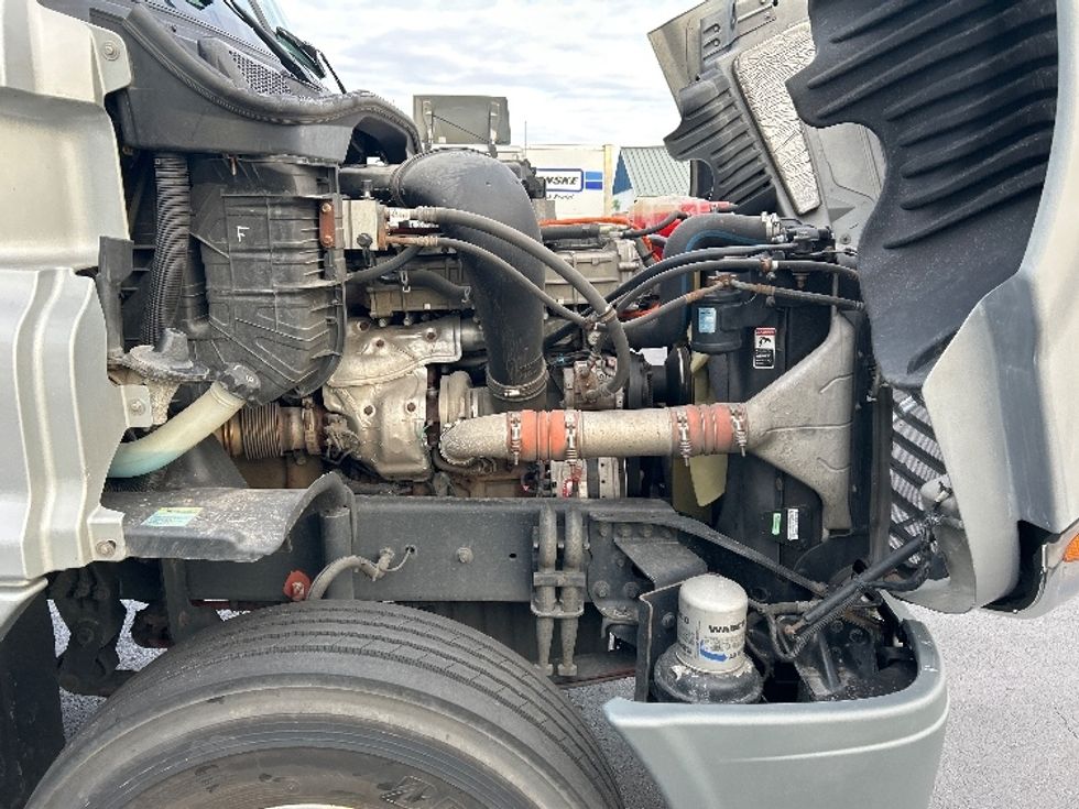 Day Cab Tractor-Heavy Duty Tractors-Freightliner-2018-Cascadia 12542ST-Lancaster-PA-238,478\n\t\tmiles-$ 37,500 - Image 15