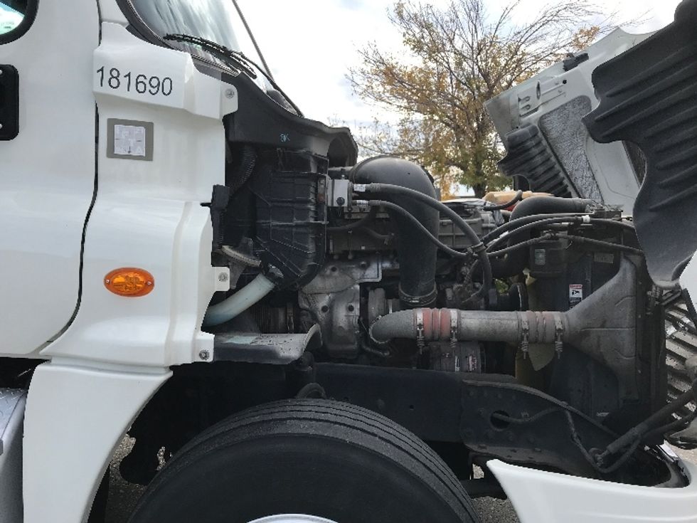 Day Cab Tractor-Heavy Duty Tractors-Freightliner-2018-Cascadia 12542ST-Lincoln-NE-443,549\n\t\tmiles-$ 29,000 - Image 14