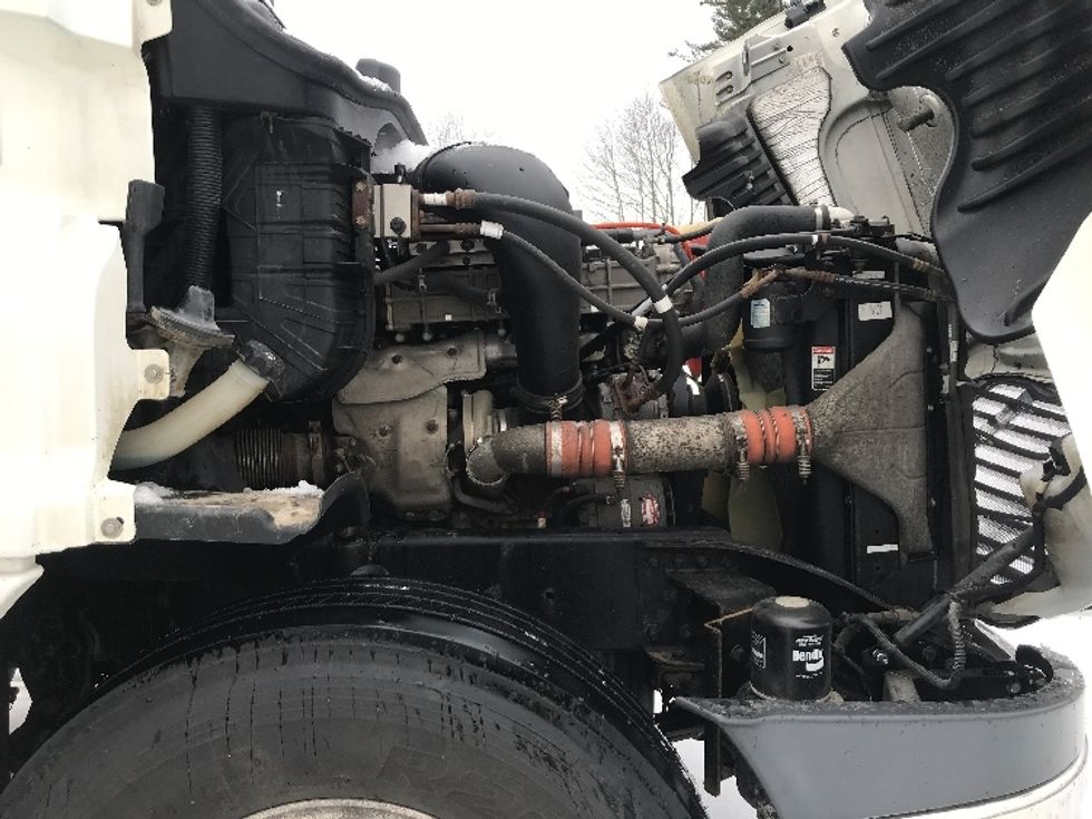 Day Cab Tractor-Heavy Duty Tractors-Freightliner-2018-Cascadia 12542ST-Londonderry-NH-330,678\n\t\tmiles-$ 32,750 - Image 15