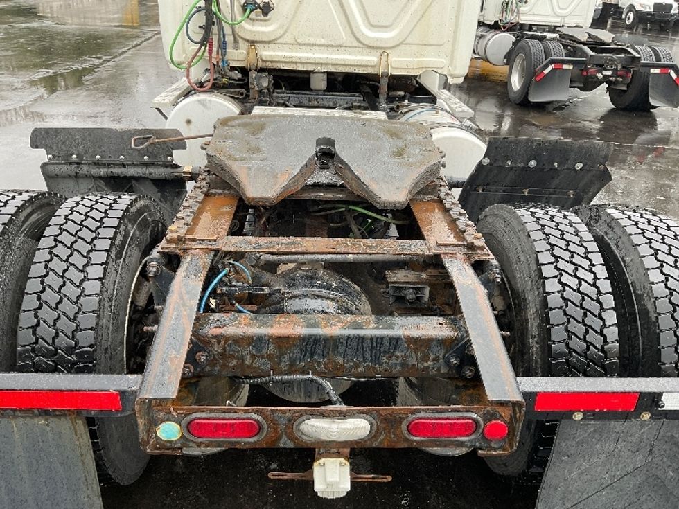 Day Cab Tractor-Heavy Duty Tractors-Freightliner-2018-Cascadia 12542ST-Londonderry-NH-345,869\n\t\tmiles-$ 29,500 - Image 6