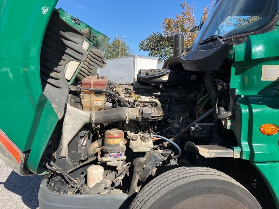 Day Cab Tractor-Heavy Duty Tractors-Freightliner-2018-Cascadia 12542ST-Pensacola-FL-565,970\n\t\tmiles-$ 21,750 - Image 16