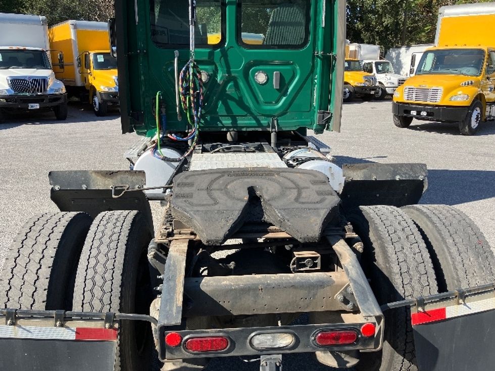 Day Cab Tractor-Heavy Duty Tractors-Freightliner-2018-Cascadia 12542ST-Pensacola-FL-565,970\n\t\tmiles-$ 21,750 - Image 6