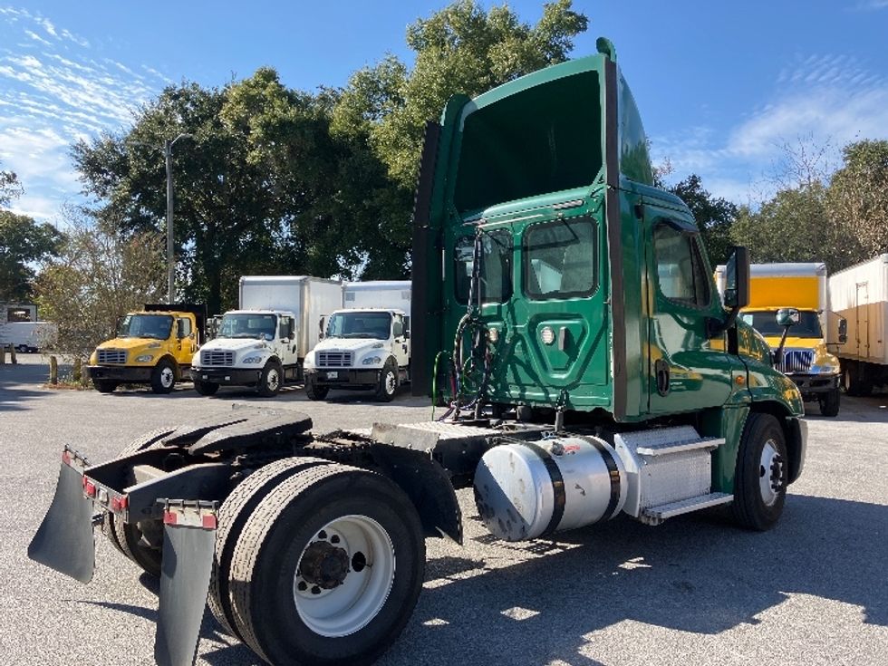 Day Cab Tractor-Heavy Duty Tractors-Freightliner-2018-Cascadia 12542ST-Pensacola-FL-565,970\n\t\tmiles-$ 21,750 - Image 7
