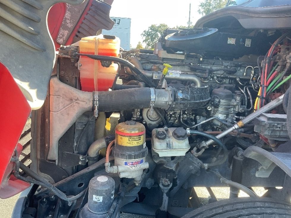 Day Cab Tractor-Heavy Duty Tractors-Freightliner-2018-Cascadia 12542ST-Tampa-FL-227,722\n\t\tmiles-$ 23,750 - Image 13